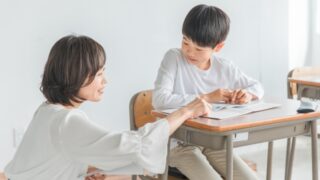 放課後等デイサービスとは?仕事内容・特徴・必要な資格をわかりやすく解説