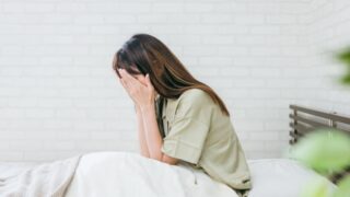 保育士が適応障害になったときのサインと転職判断の基準・転職先への伝え方